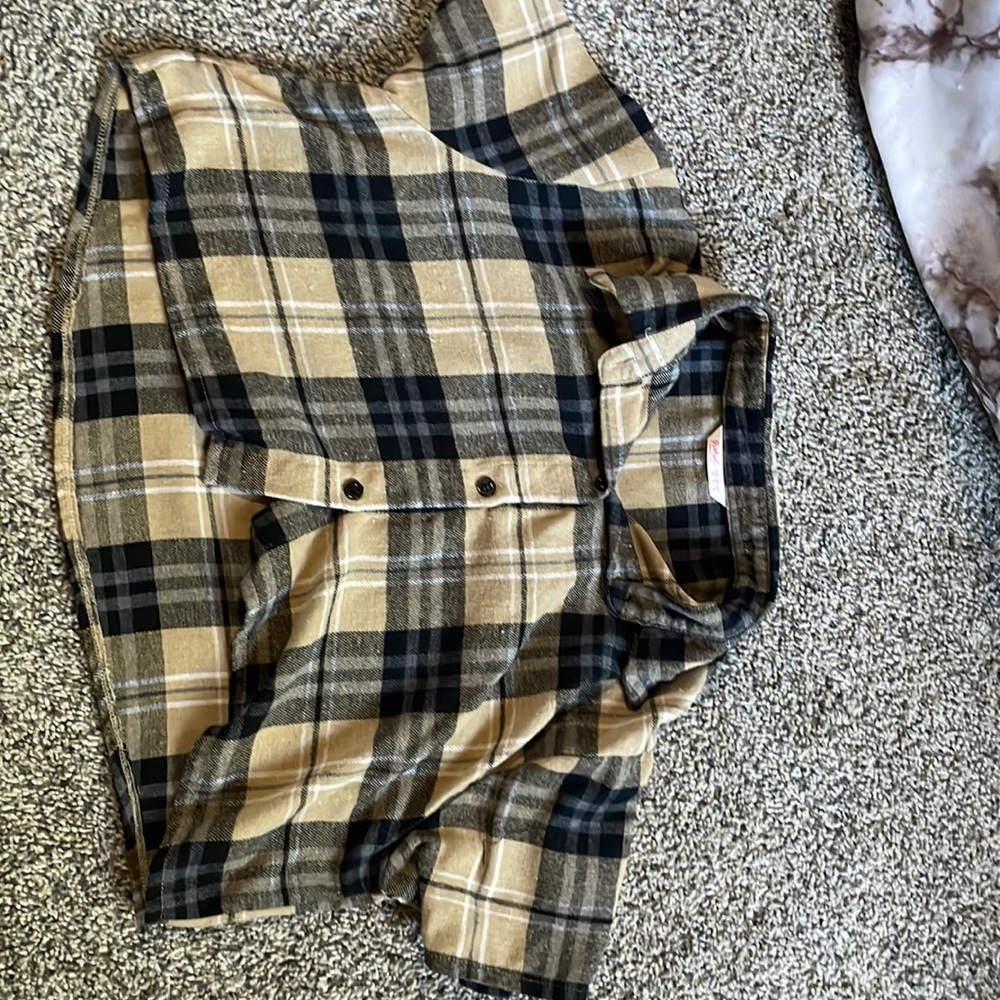 Brown and black short sleeved flannel.